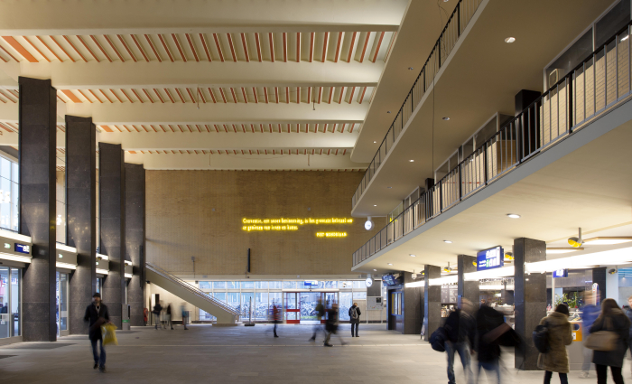 station eindhoven (02).jpg