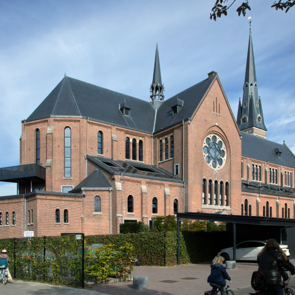 kerk baronielaan